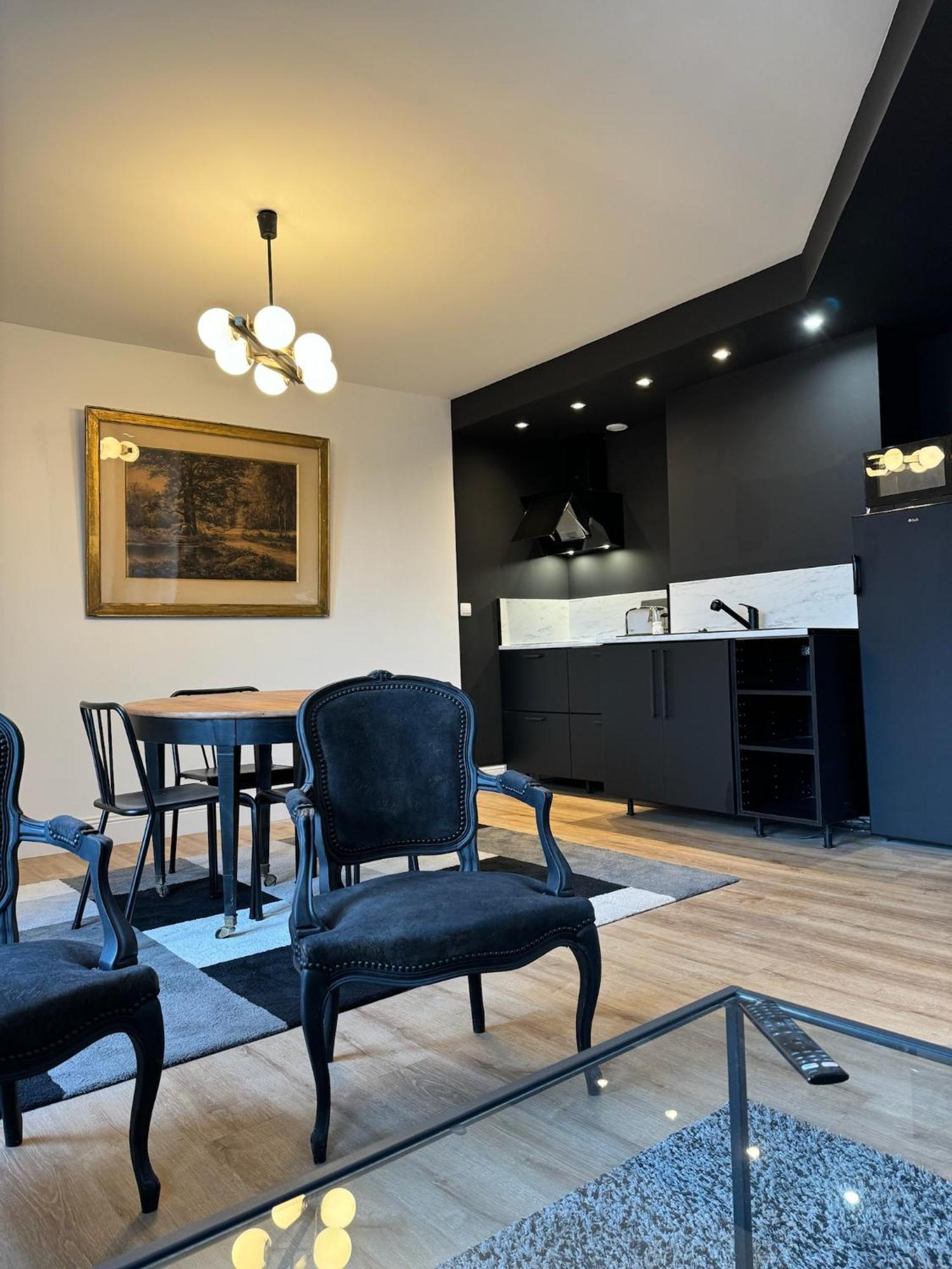 Le 28 - Residence De Standing En Vieille-Ville Avec Parking بولون-سور-مير المظهر الخارجي الصورة