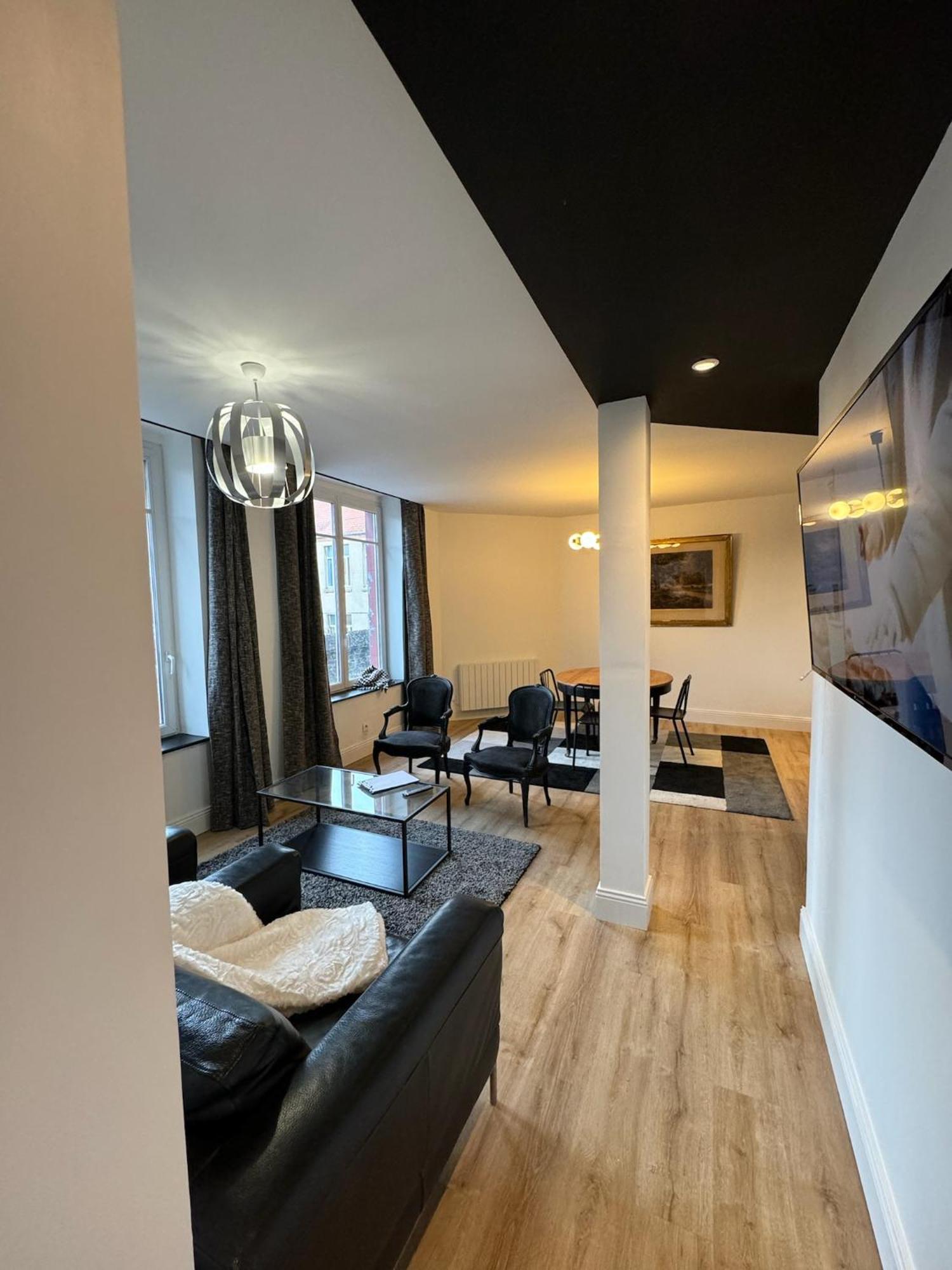 Le 28 - Residence De Standing En Vieille-Ville Avec Parking بولون-سور-مير المظهر الخارجي الصورة